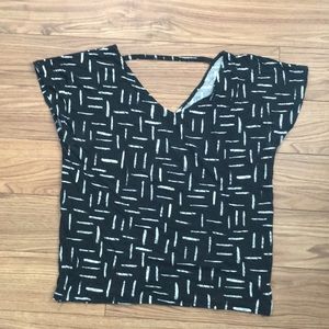 🖤 Old Navy T-Shirt